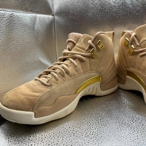 Size‎ 8.5 Nike Air Jordan 12 XII Womens Vachetta Tan Gold Sail Shoes AO6068-203 - Picture 4 of 12
